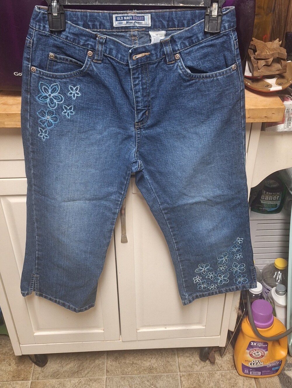 Old Navy Girls Blue Cropped Floral-Embroidered Capri Jeans Size 14 Big Girls